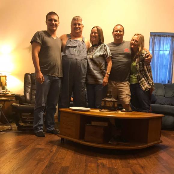 Meet your Posher, Dustin - Picture 1 of 1